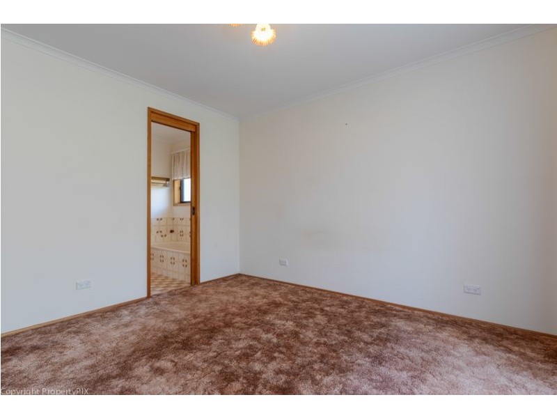 27 Esplanade, Midway Point TAS 7171