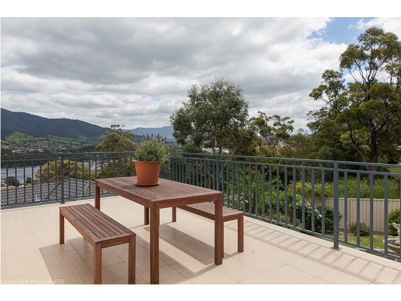 49 Natlee Crescent, Old Beach TAS 7017
