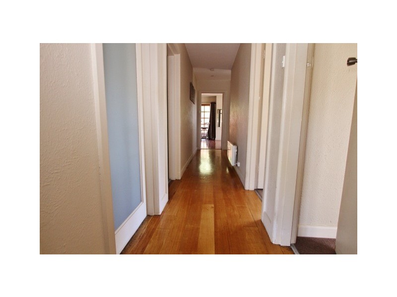 249 East Derwent Highway, Lindisfarne TAS 7015