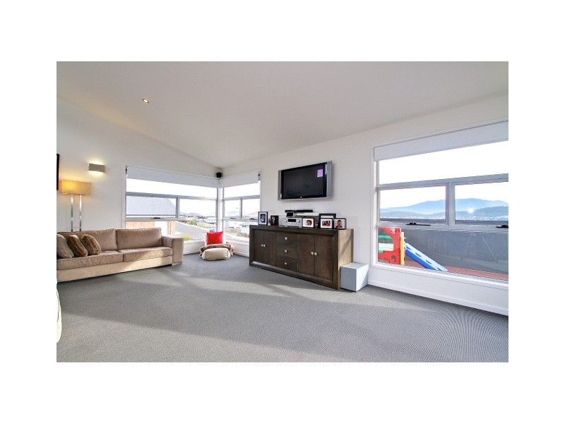 1/90 Oakdowns Parade, Oakdowns TAS 7019