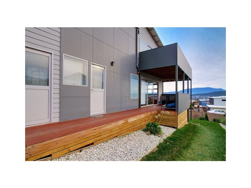 1/90 Oakdowns Parade, Oakdowns TAS 7019