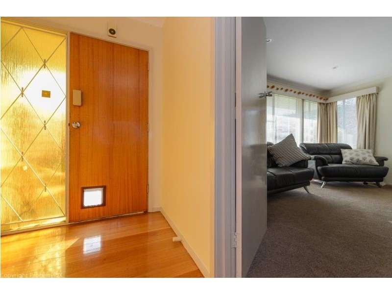 12 Lara Street, Howrah TAS 7018