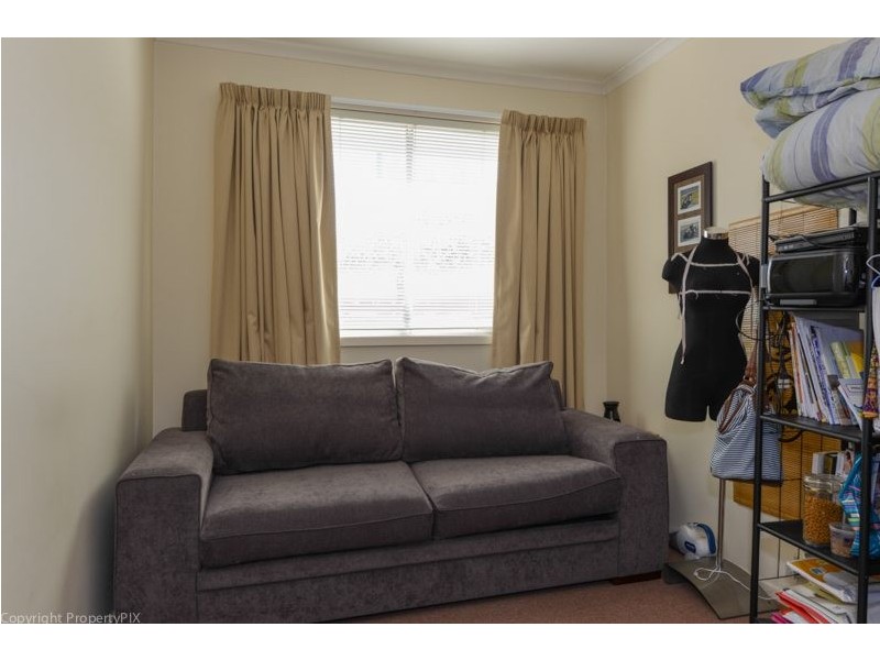 12 Lara Street, Howrah TAS 7018