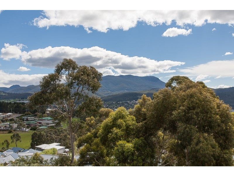 1/34A Fairview Drive, Kingston TAS 7050