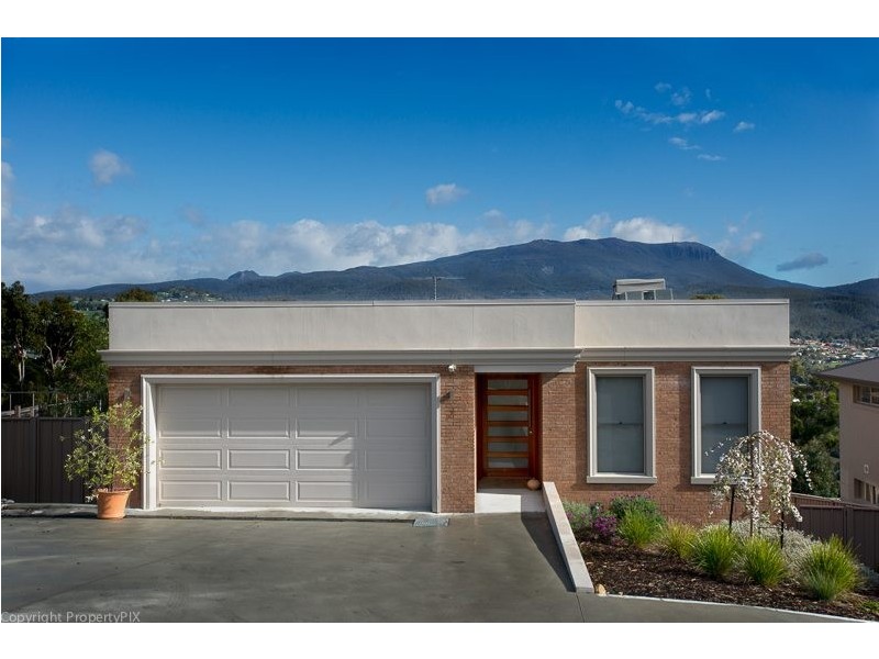 1/34A Fairview Drive, Kingston TAS 7050