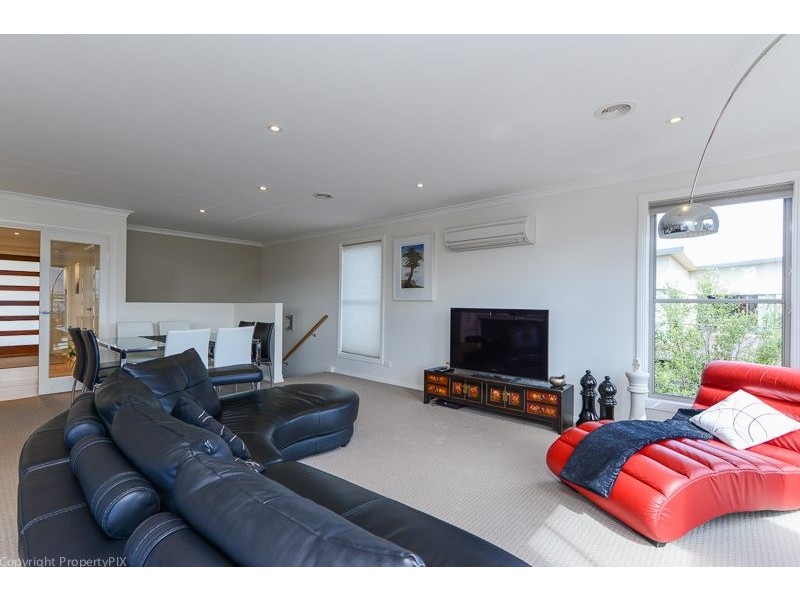 1/34A Fairview Drive, Kingston TAS 7050