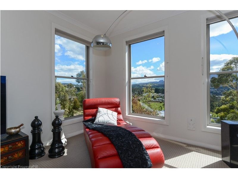 1/34A Fairview Drive, Kingston TAS 7050