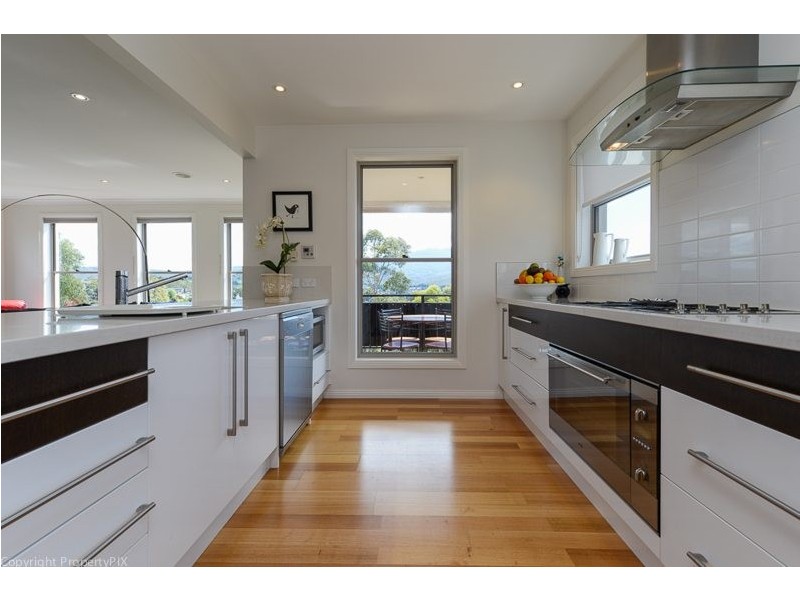 1/34A Fairview Drive, Kingston TAS 7050