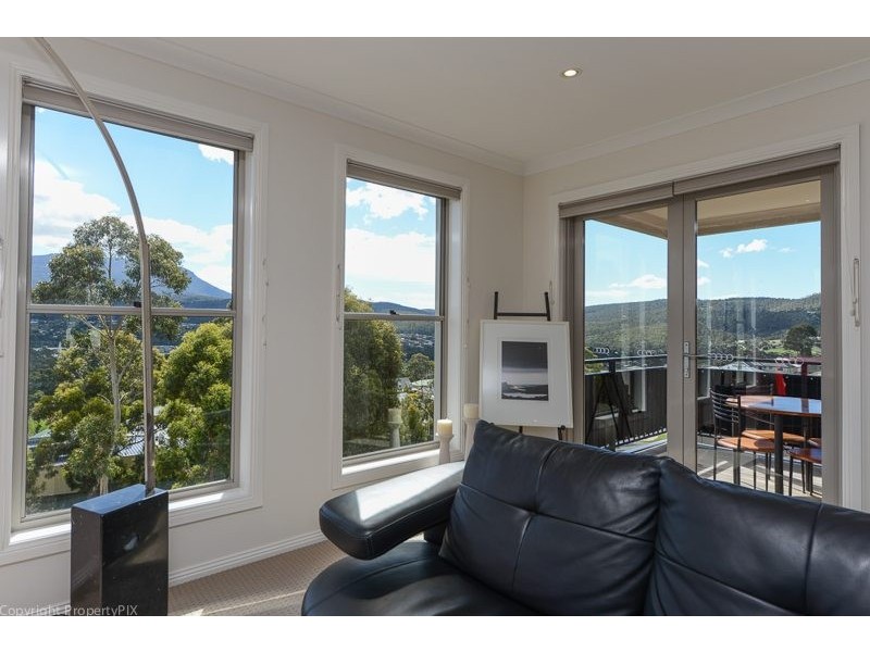 1/34A Fairview Drive, Kingston TAS 7050