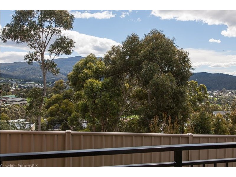 1/34A Fairview Drive, Kingston TAS 7050
