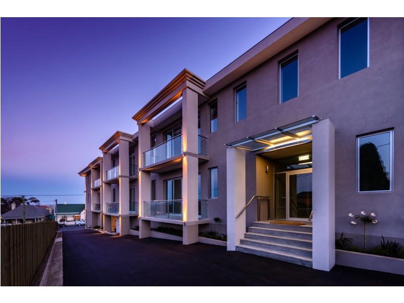 15 Lansdowne Crescent, West Hobart TAS 7000