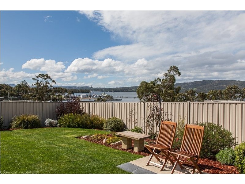 3 Staff Road, Electrona TAS 7054
