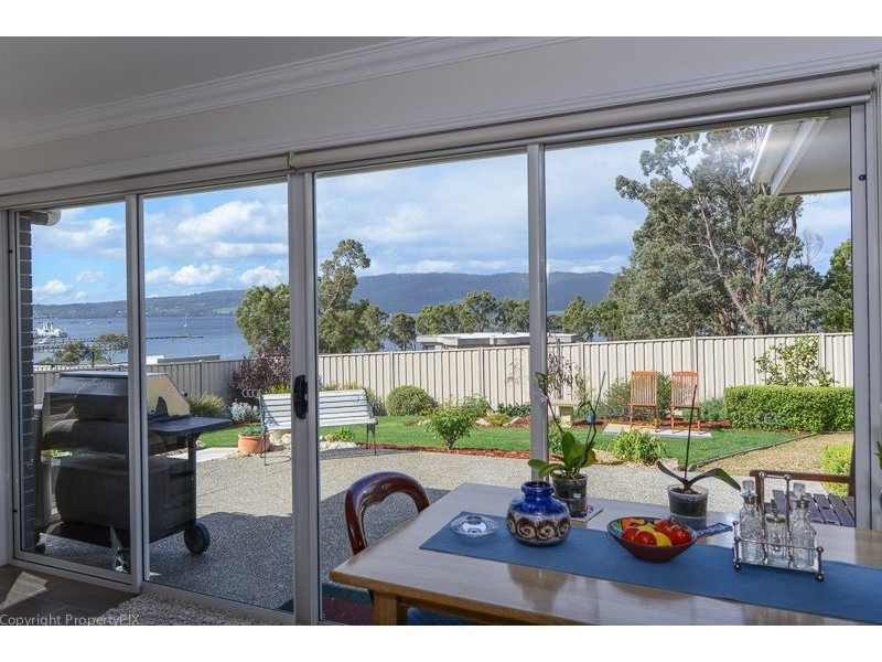 3 Staff Road, Electrona TAS 7054
