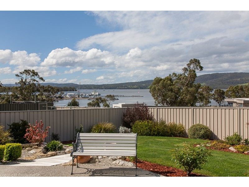 3 Staff Road, Electrona TAS 7054