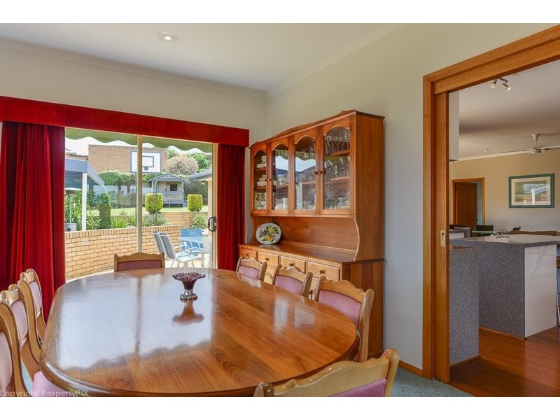 6 Swinton Place, Rose Bay TAS 7015