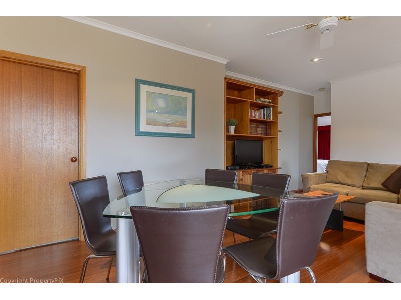 6 Swinton Place, Rose Bay TAS 7015