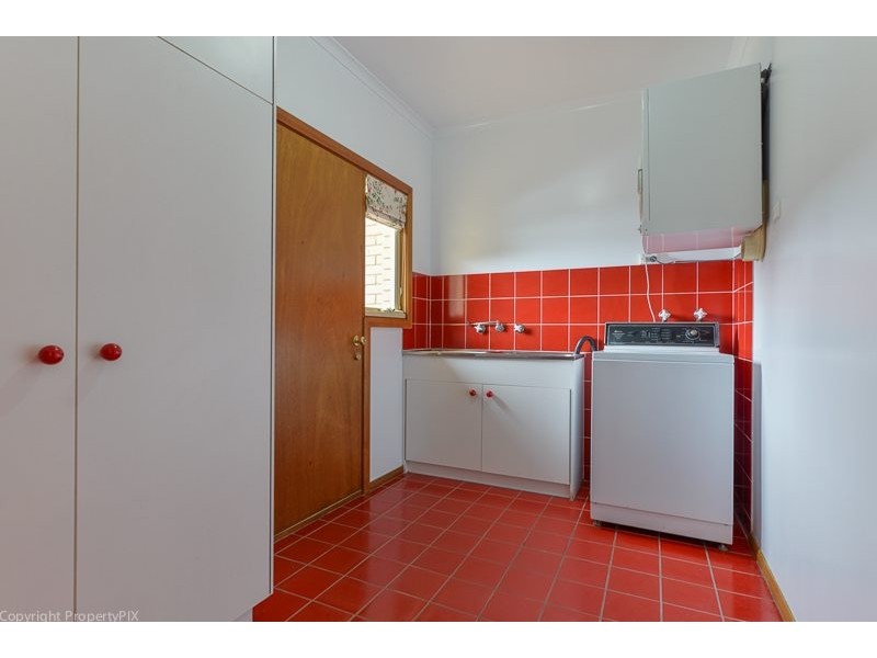 6 Swinton Place, Rose Bay TAS 7015
