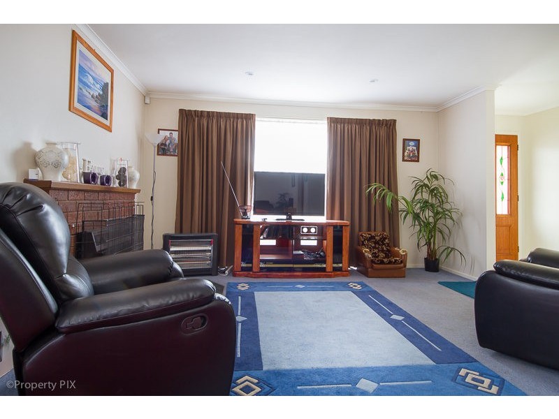 9 East Crescent, Midway Point TAS 7171