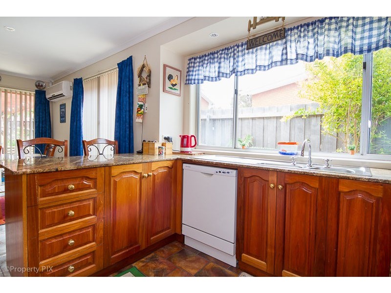 9 East Crescent, Midway Point TAS 7171