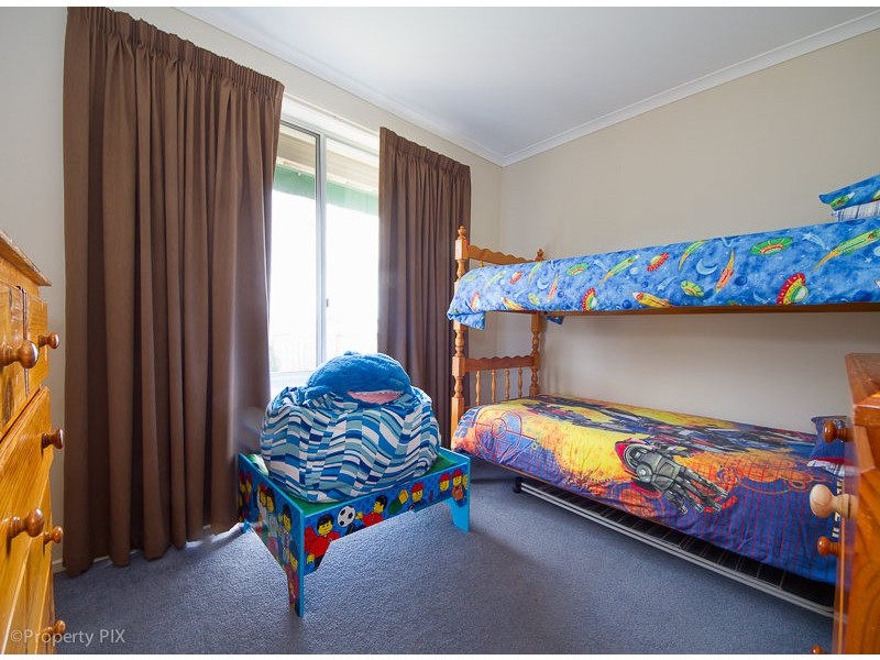 9 East Crescent, Midway Point TAS 7171