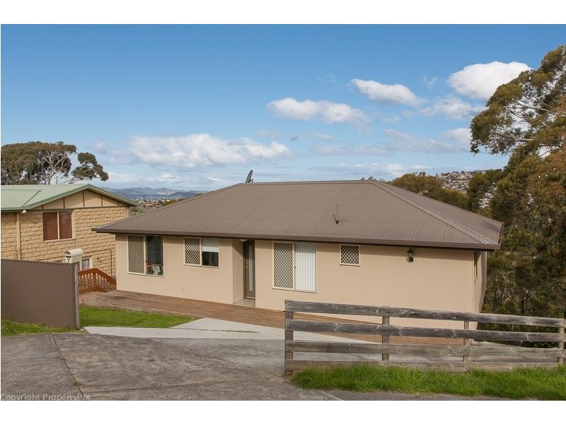 7 Badden Court, Glenorchy TAS 7010