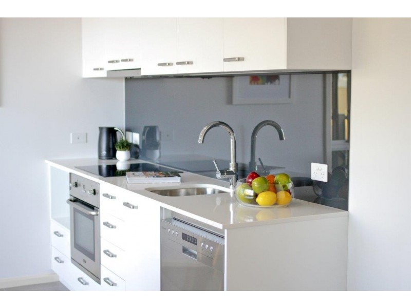 4/3 Clarence Street, Bellerive TAS 7018
