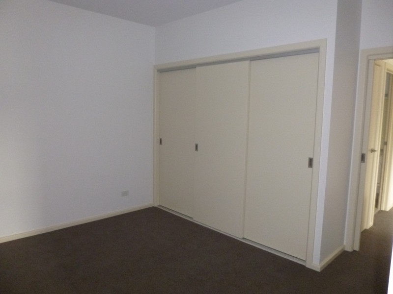 8/3 Clarence Street, Bellerive TAS 7018