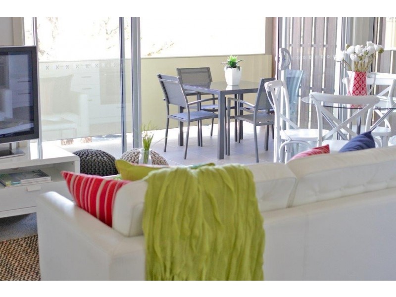 8/3 Clarence Street, Bellerive TAS 7018