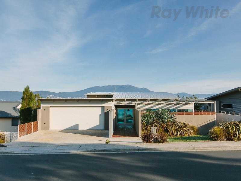 285 Carella Street, Tranmere TAS 7018
