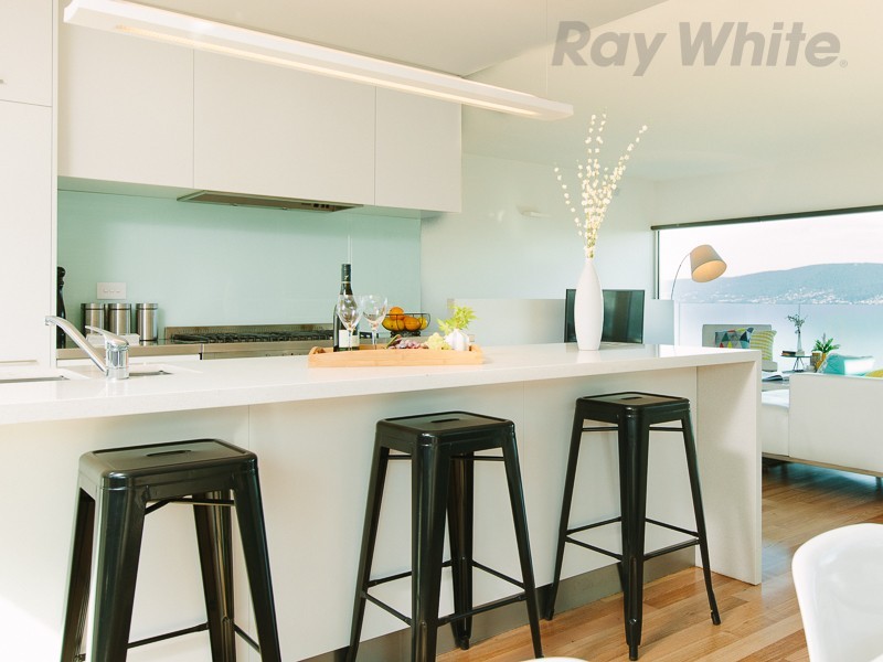 285 Carella Street, Tranmere TAS 7018