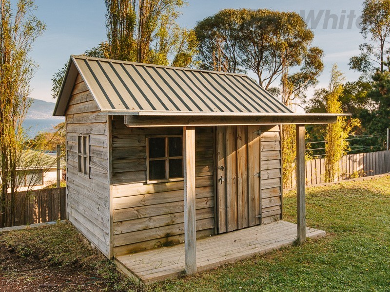 285 Carella Street, Tranmere TAS 7018