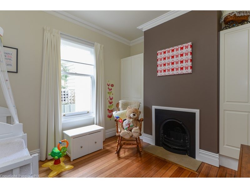 8 Duke Street, Sandy Bay TAS 7005