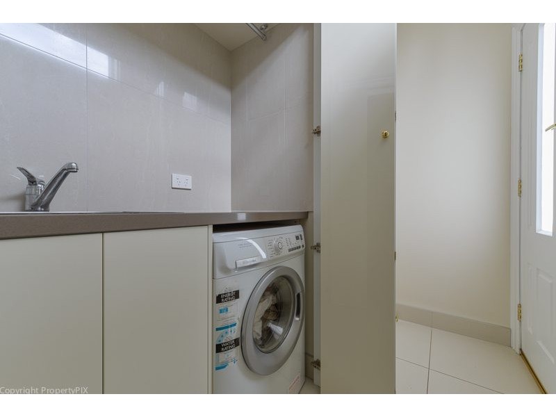 8 Duke Street, Sandy Bay TAS 7005