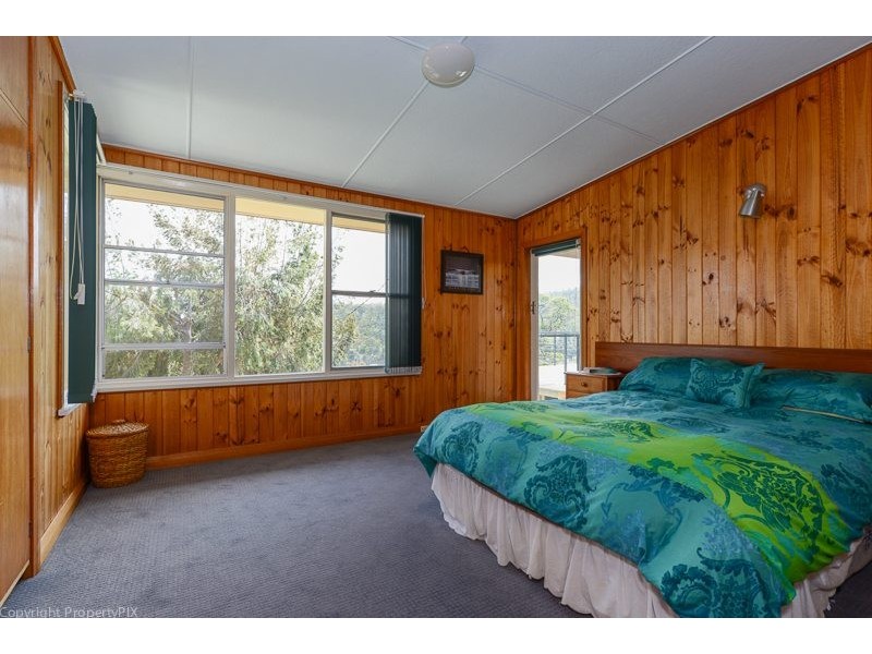 94 Derwent Avenue, Geilston Bay TAS 7015