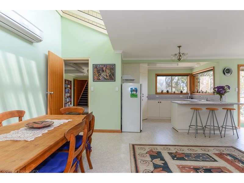 94 Derwent Avenue, Geilston Bay TAS 7015