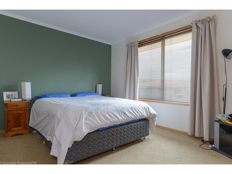25 Manor Gardens, Kingston TAS 7050