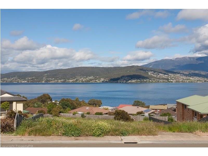 6 Intrigue Court, Tranmere TAS 7018