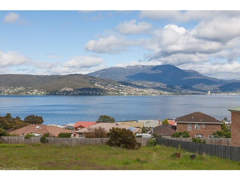 6 Intrigue Court, Tranmere TAS 7018