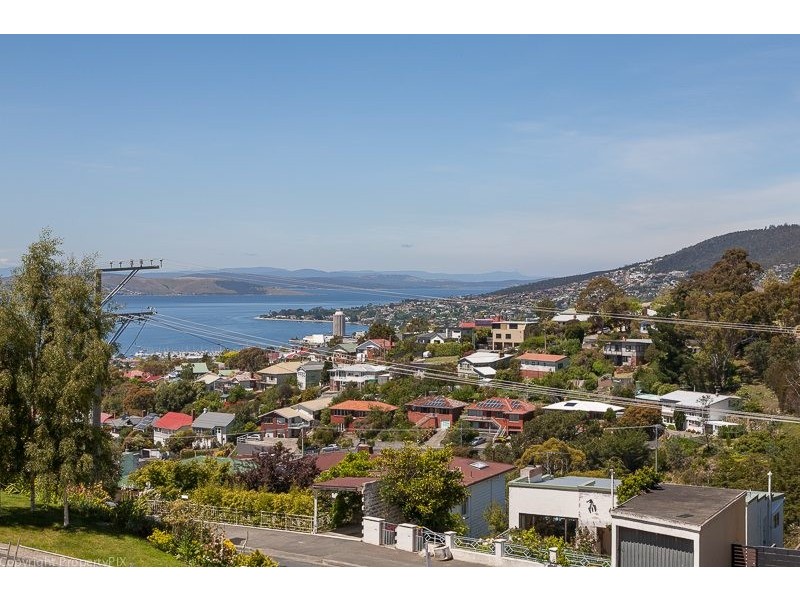 1 Tennyson Court, West Hobart TAS 7000