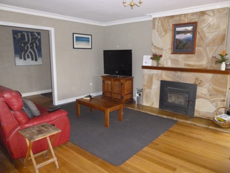 27 Fairfield Road, Geilston Bay TAS 7015