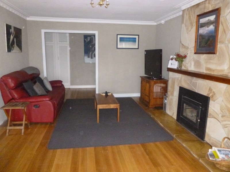 27 Fairfield Road, Geilston Bay TAS 7015