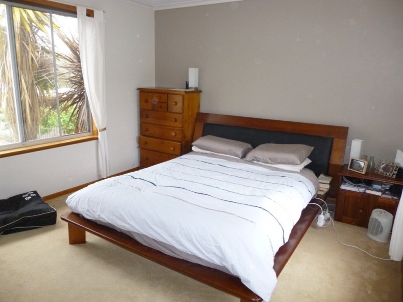 27 Fairfield Road, Geilston Bay TAS 7015