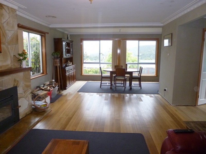 27 Fairfield Road, Geilston Bay TAS 7015