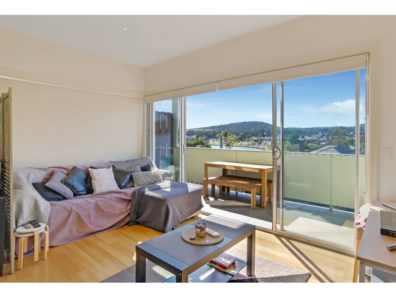 23/3 Clarence Street, Bellerive TAS 7018