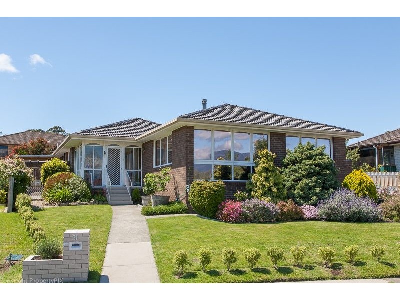 31 Siandra Crescent, Geilston Bay TAS 7015