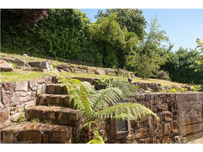 29 Devonshire Square, West Hobart TAS 7000