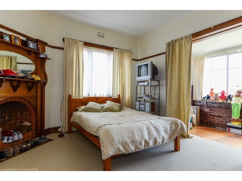 25 Pedder Street, New Town TAS 7008