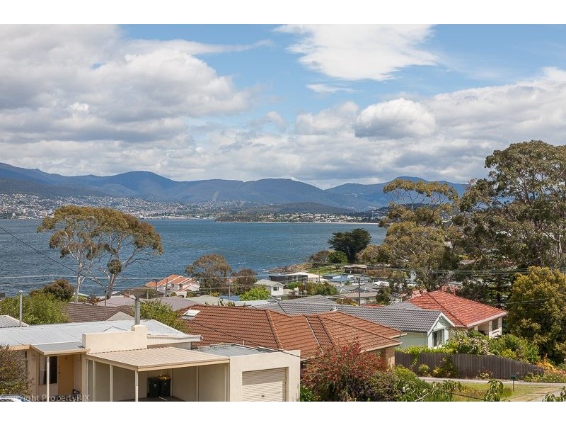 154 Carella Street, Howrah TAS 7018