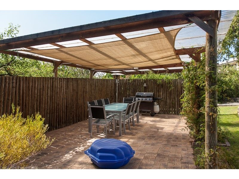 3 Broad Street, Lindisfarne TAS 7015