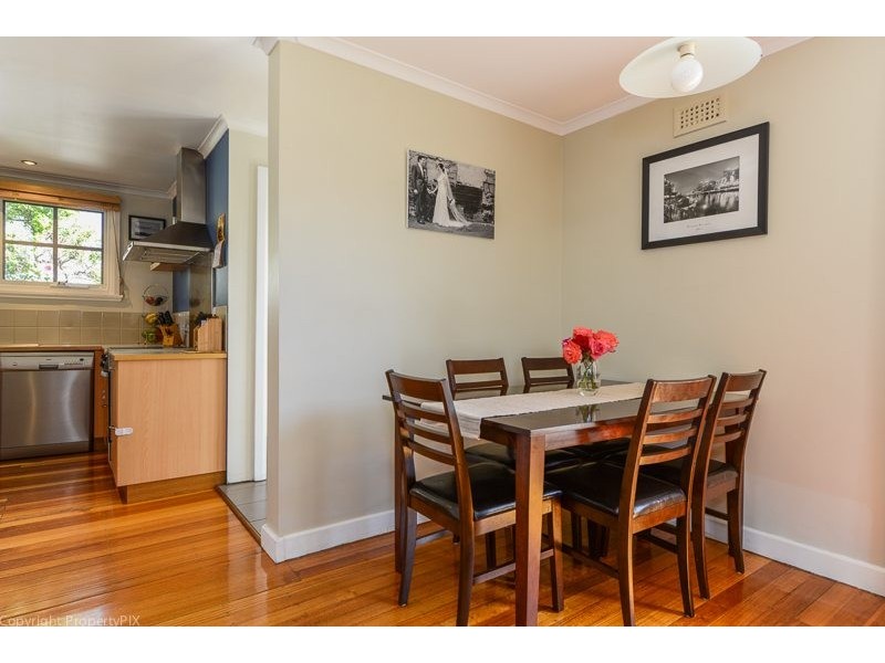 3 Broad Street, Lindisfarne TAS 7015